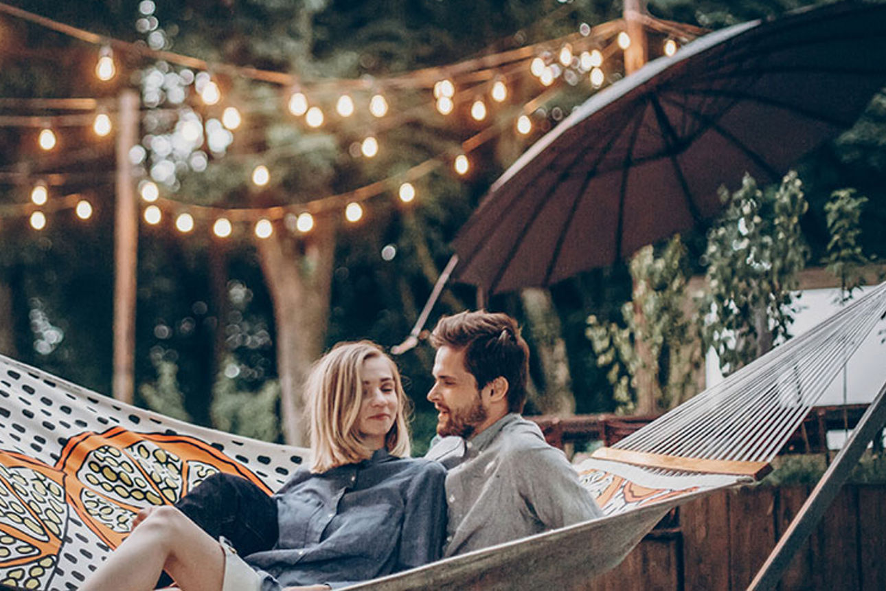 Paar auf Hängematte