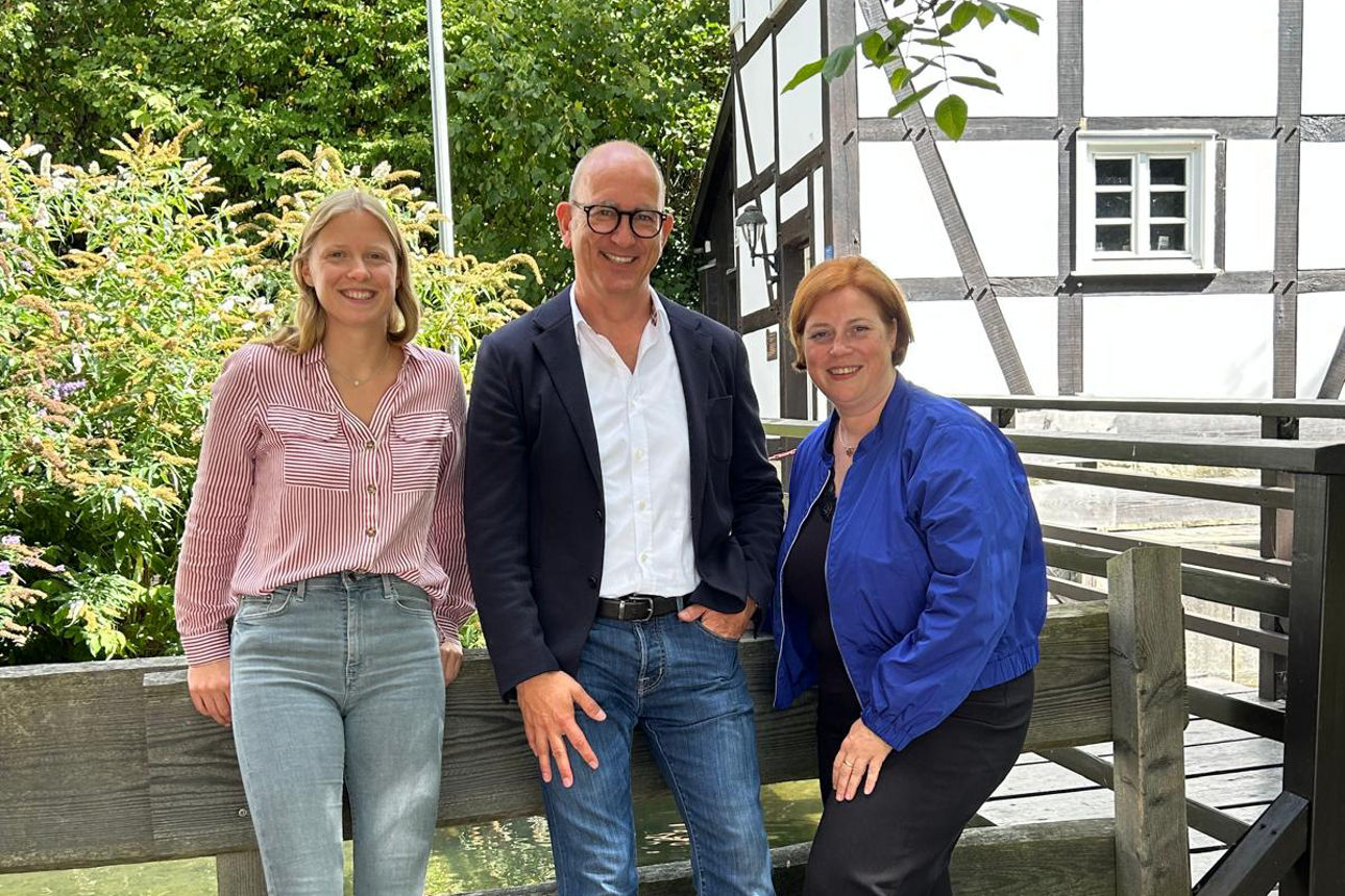 Drei Beraterinnen und Berater aus Warstein, die das Team Cash & Zukunft in Warstein bilden