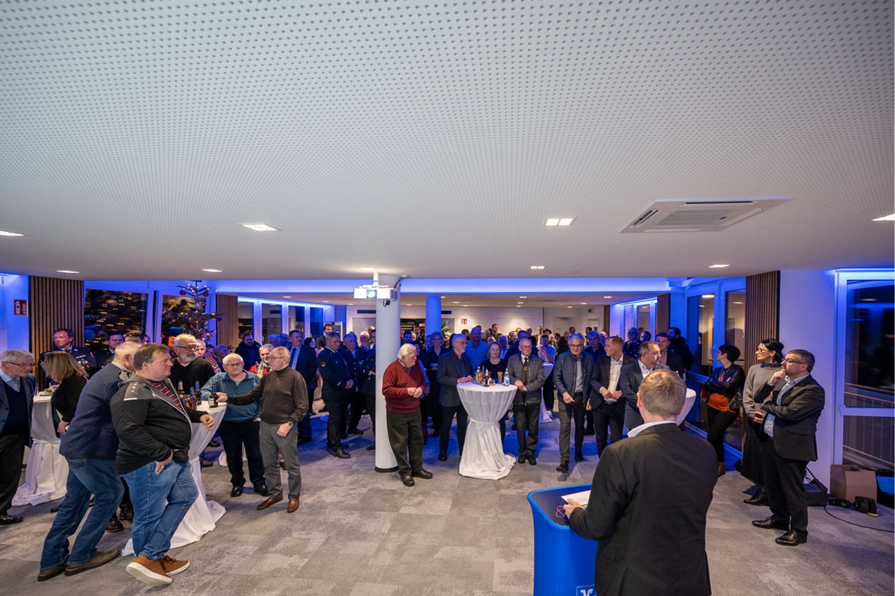 Zuhörer in einem Höhrsall