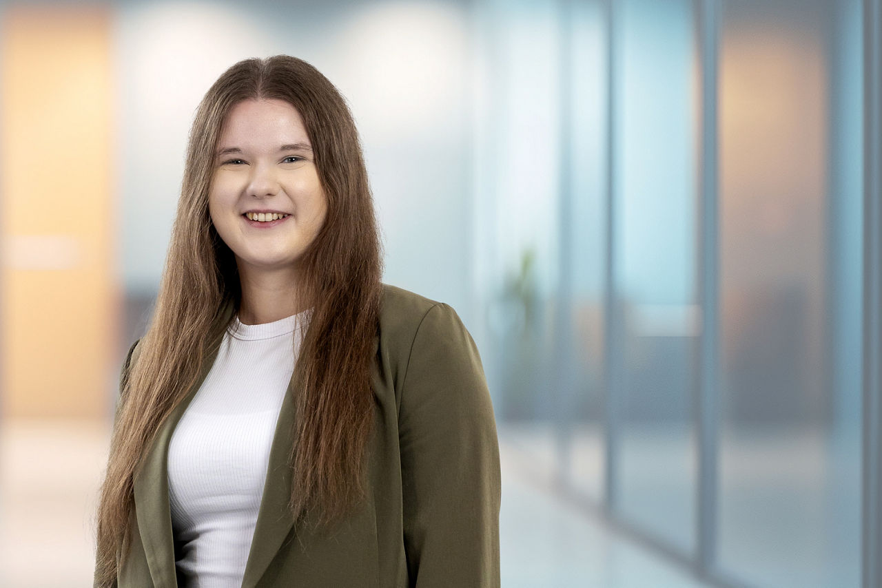 Stefanie Chrobok, Servicemanagerin (Kasse)
