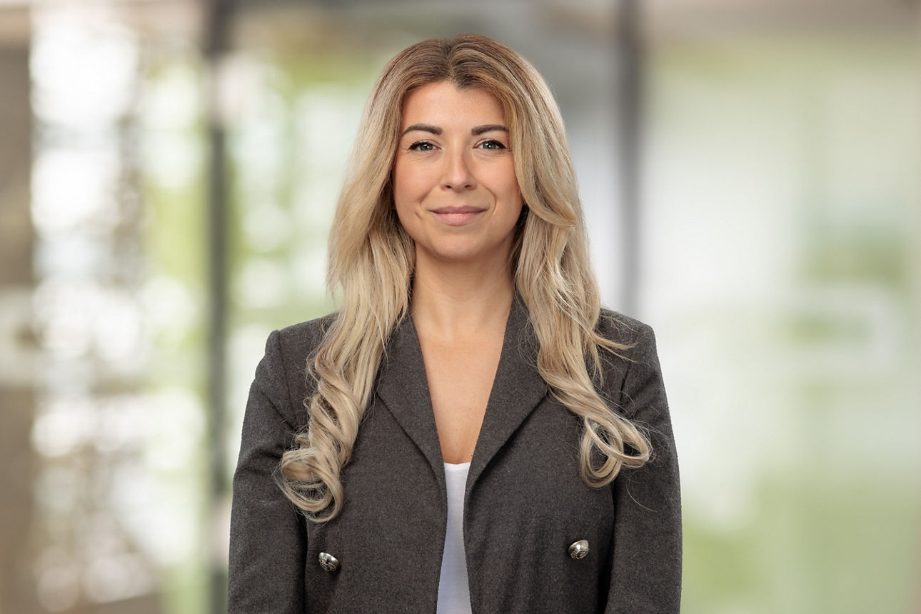 Bild von Monika Colic, Mitarbeiterin der Münchner Bank eG