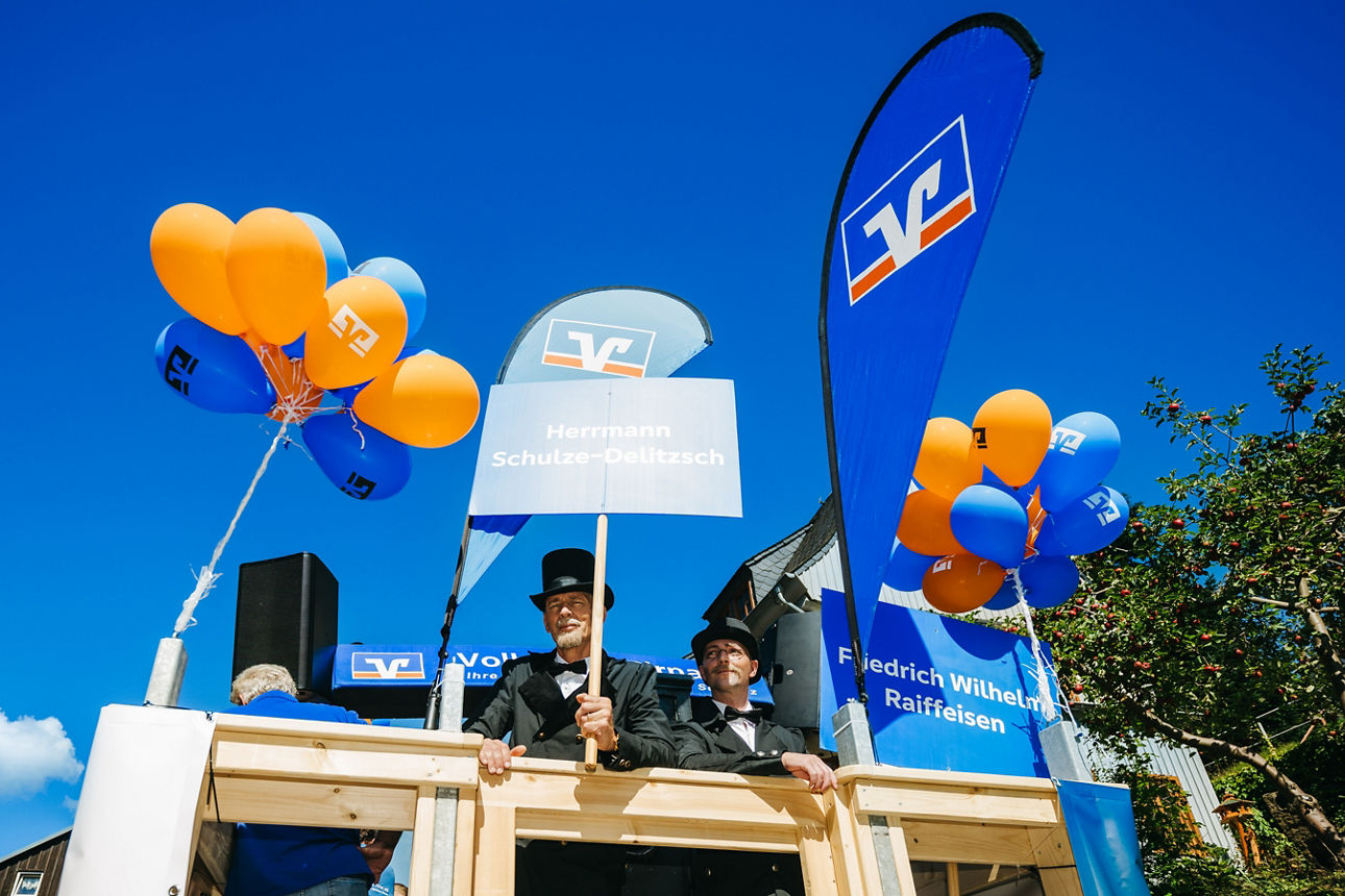 Gründerväter Friedrich Wilhelm Raiffeisen und Herrmann Schulze-Delitzsch