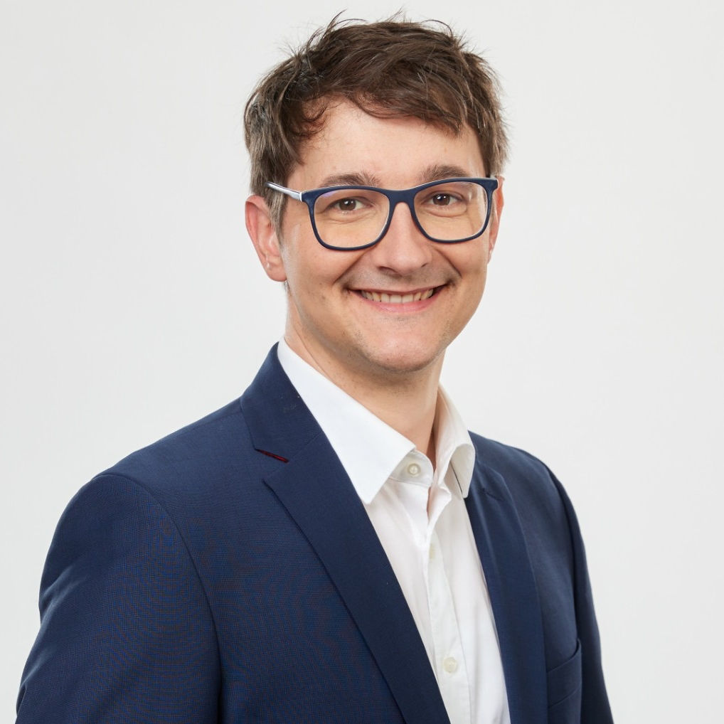 Dr. Markus Reuß