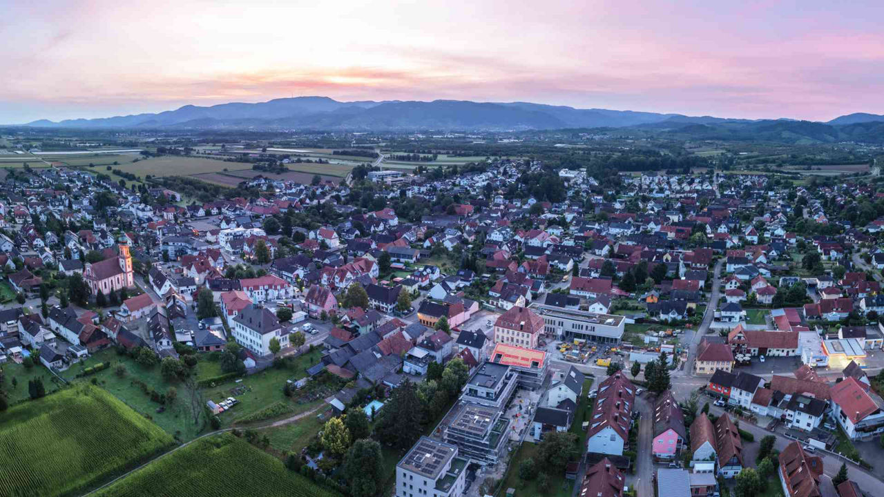 Blick auf Appenweier bei Sonnenaufgang