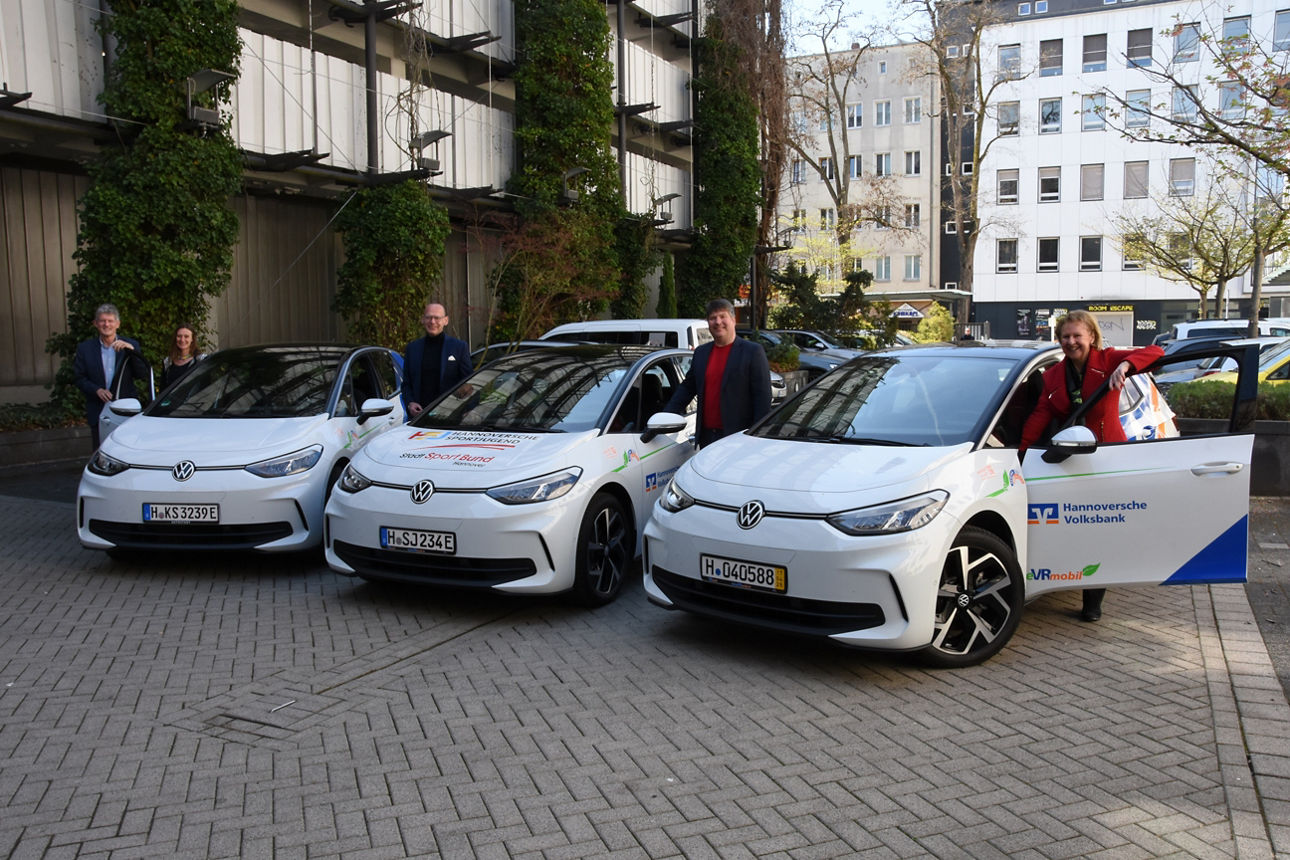 Drei neue VRMobil-E-Autos