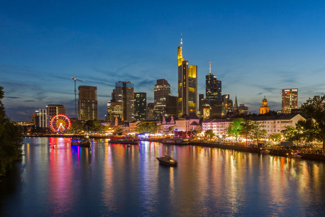 Skyline Frankfurt am Main am Abend