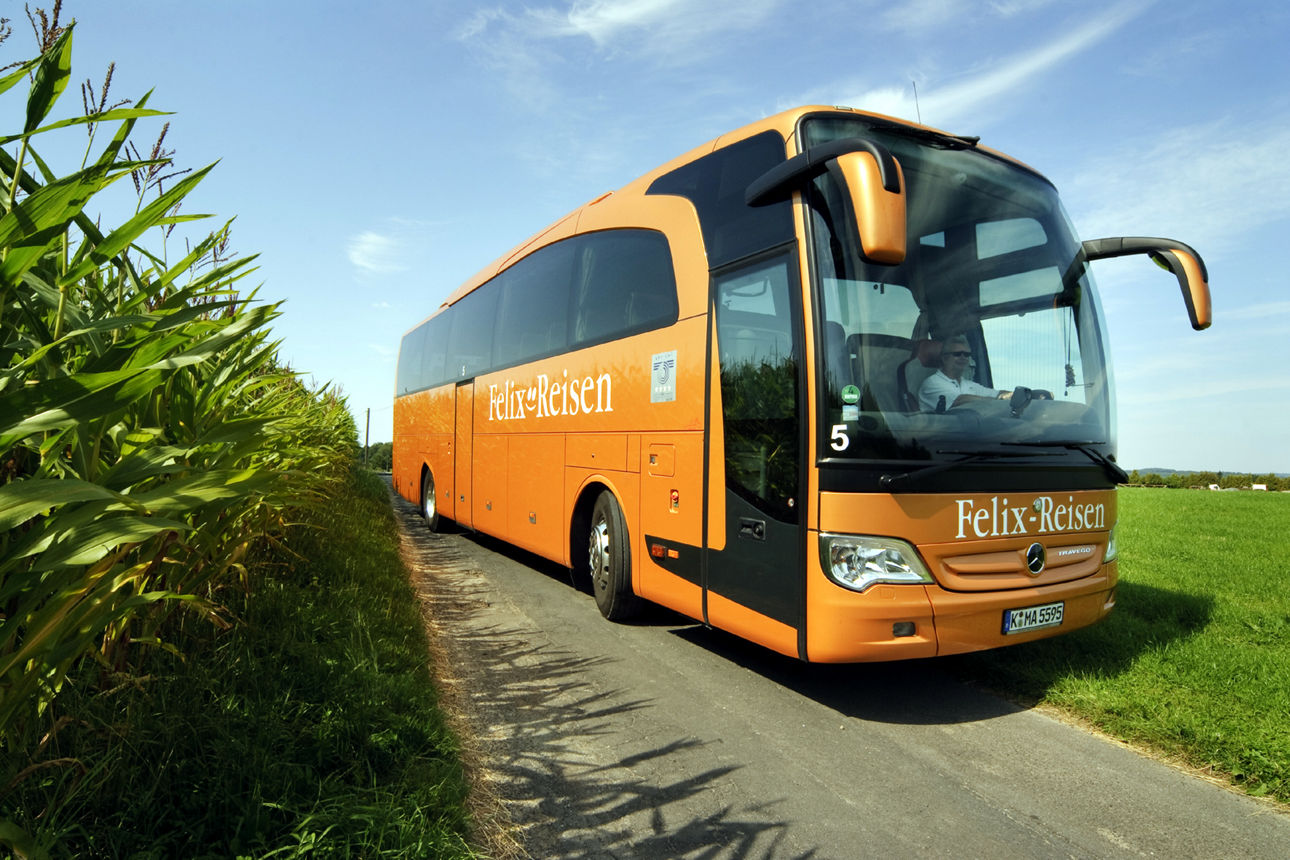 Darstellung eines Reisebusses