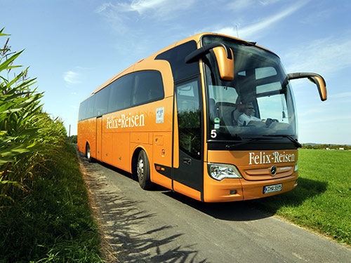 Darstellung eines Reisebusses