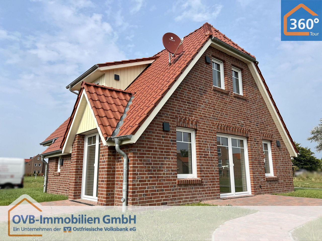 Bild eines Hauses im Ferienhausgebiet an den Greetsieler Grachten