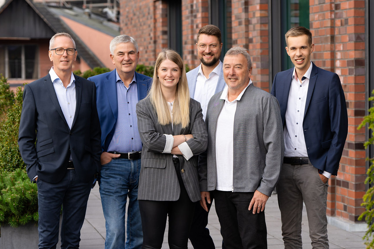Gruppenfoto der Makler der VR Bank Nord Immo
