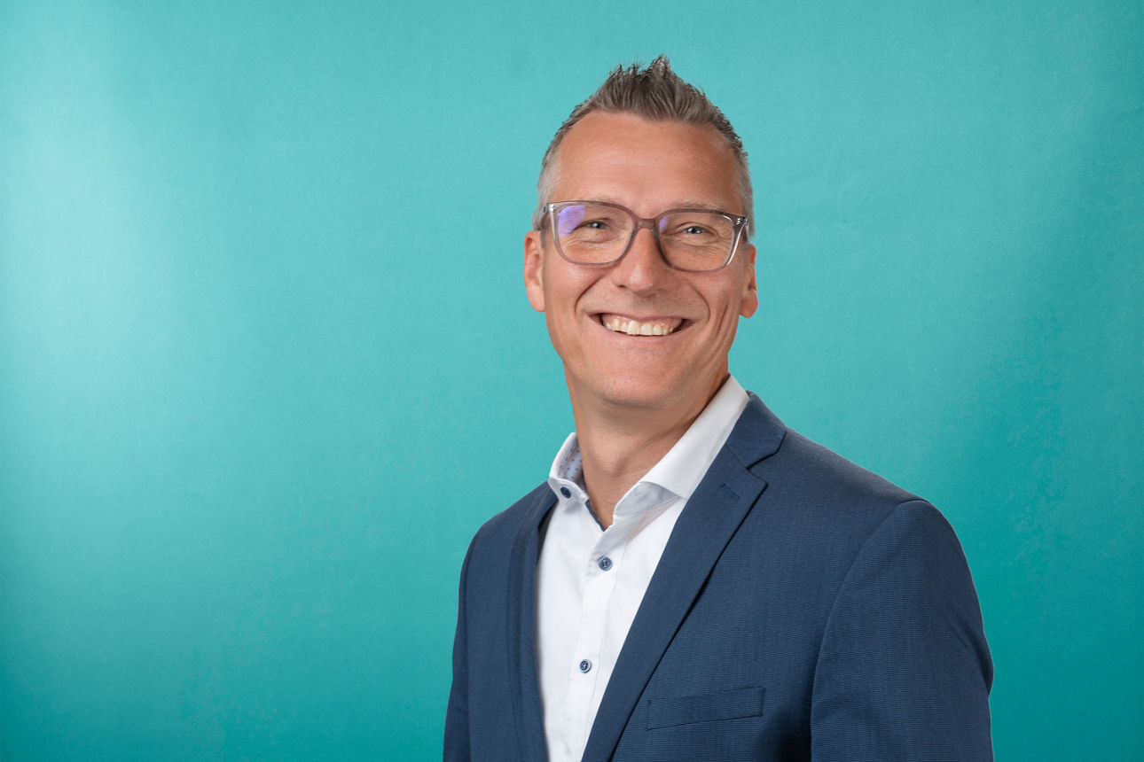Porträt von Frederik Nau - Firmenkundenbetreuer Immobilienkunden bei der VR RegionalBank
