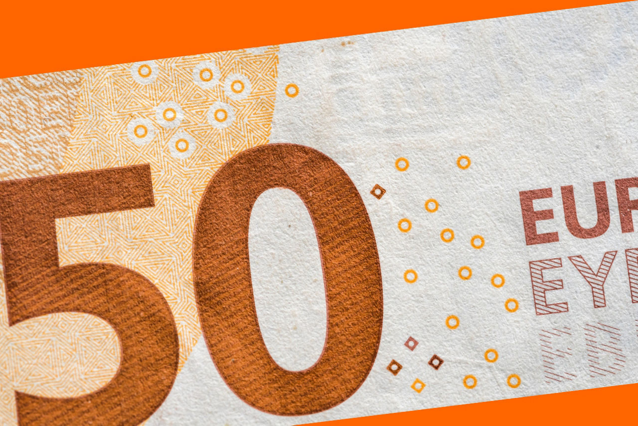 Teilausschnitt eines 50 Euro-Scheins