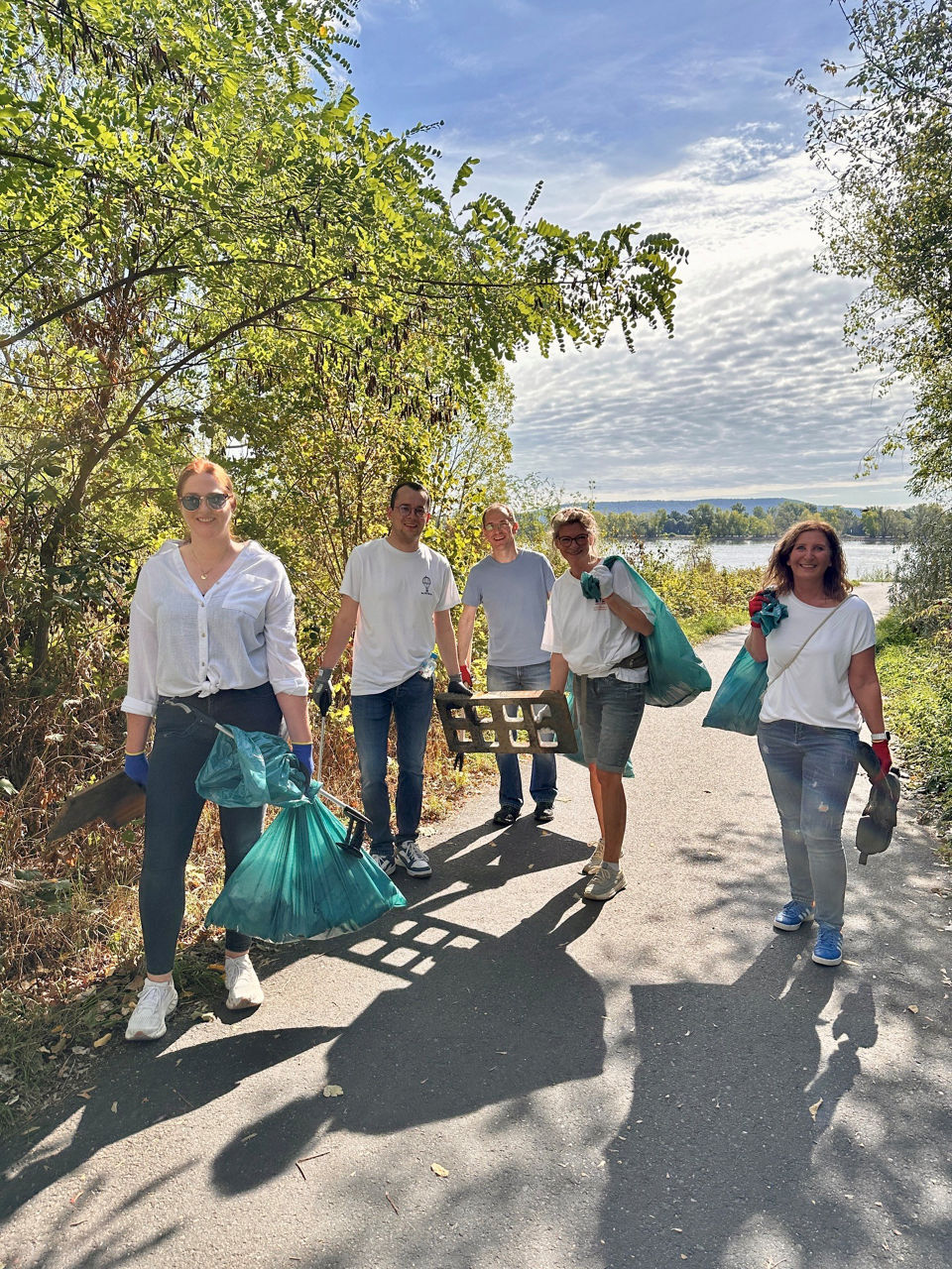 Gruppenbild beim RhineCleanUp