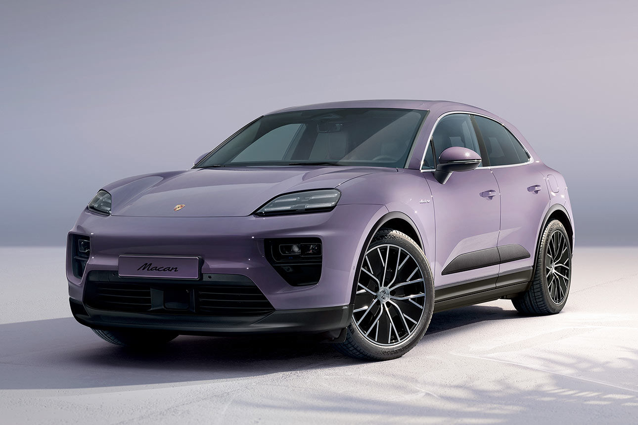 Bild zeigt einen grauen Porsche Macan
