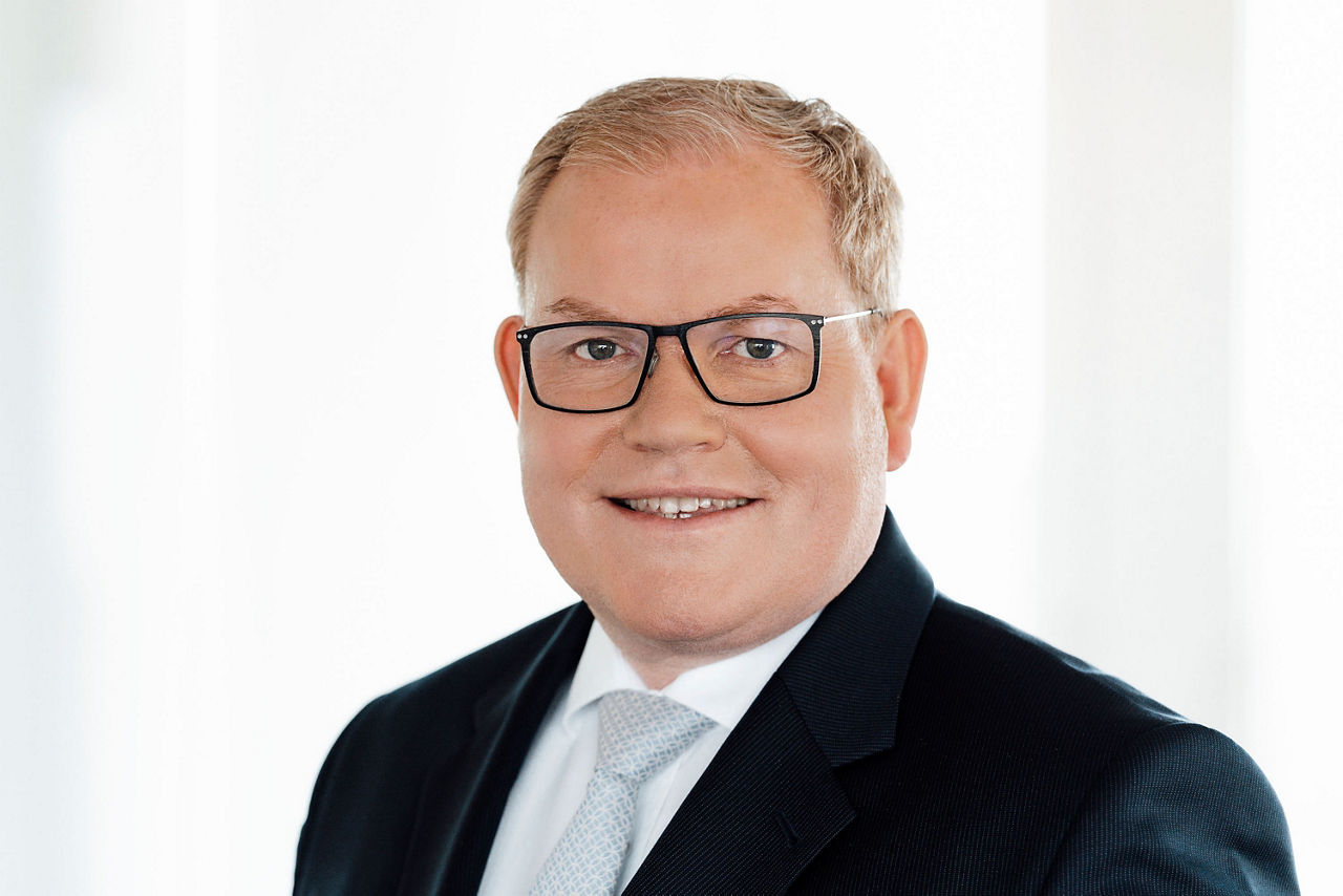 Dr. Peter Güllmann