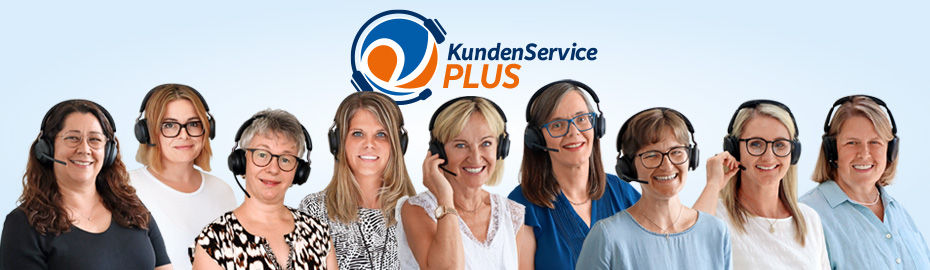Eine Gruppe lächelnder Frauen, die Kopfhörer tragen und im Kundendienst arbeiten