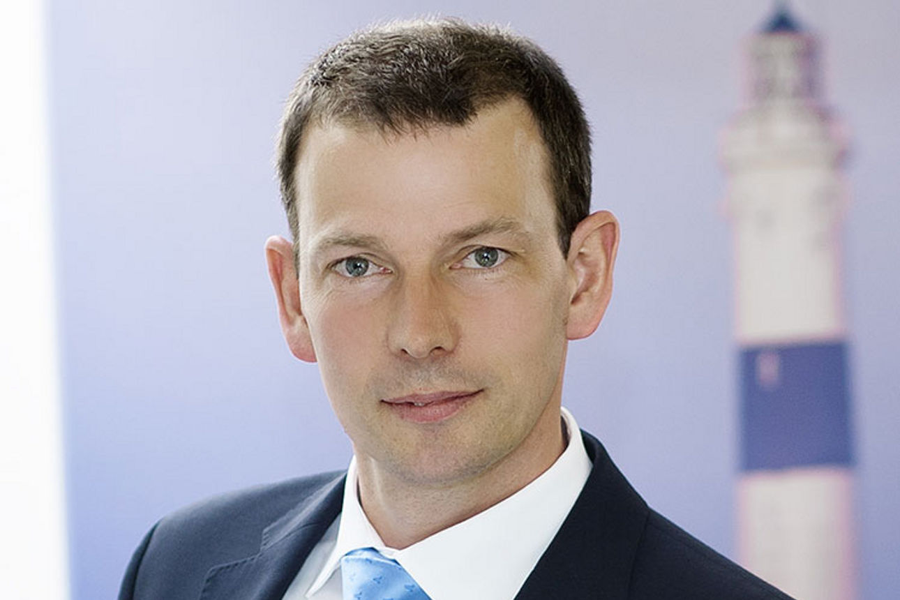 Helge Hinrichsen Helge Hinrichsen