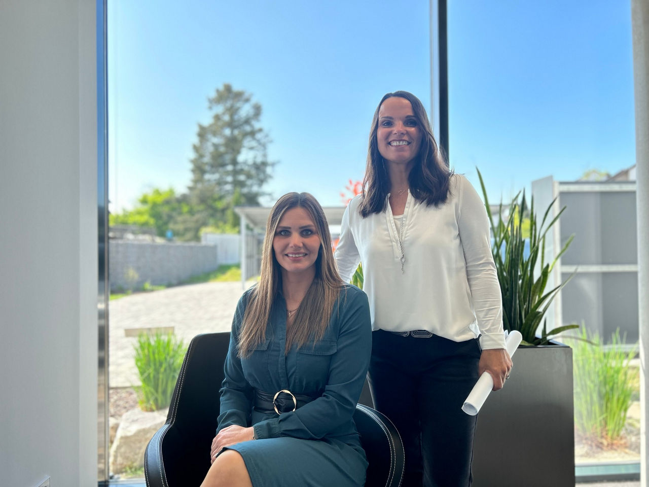 Nina Nawrath und Claudia Salvatore