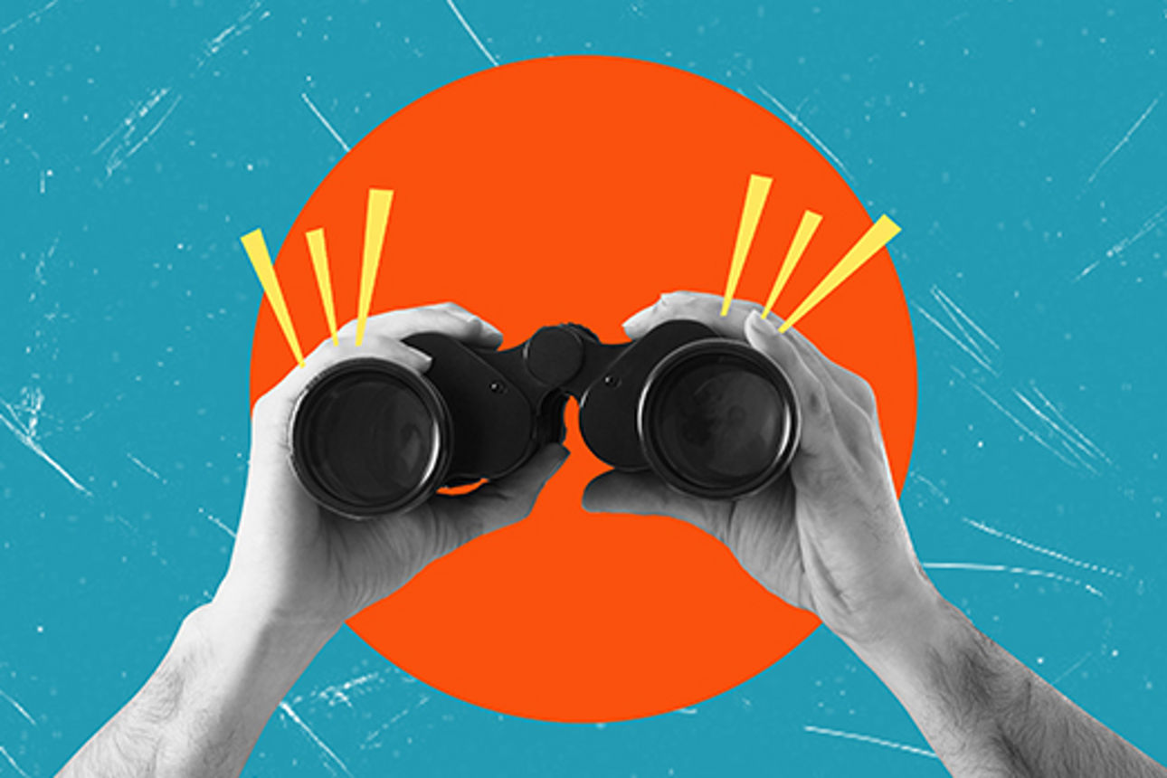 Eine Illustration zeigt ein Fernglas vor einem orangefarbenen Kreis.