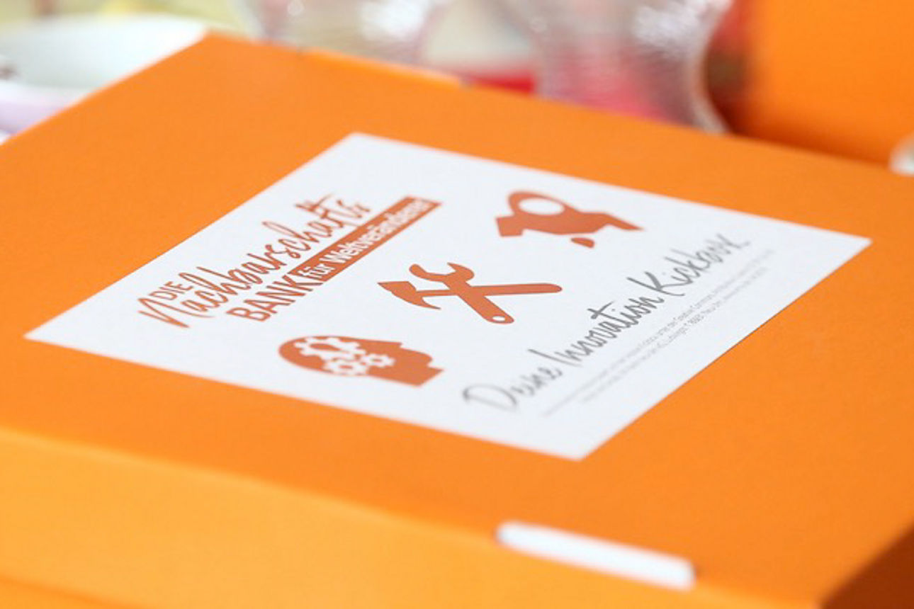 Die orangene eckige Box als Innovationkickbox