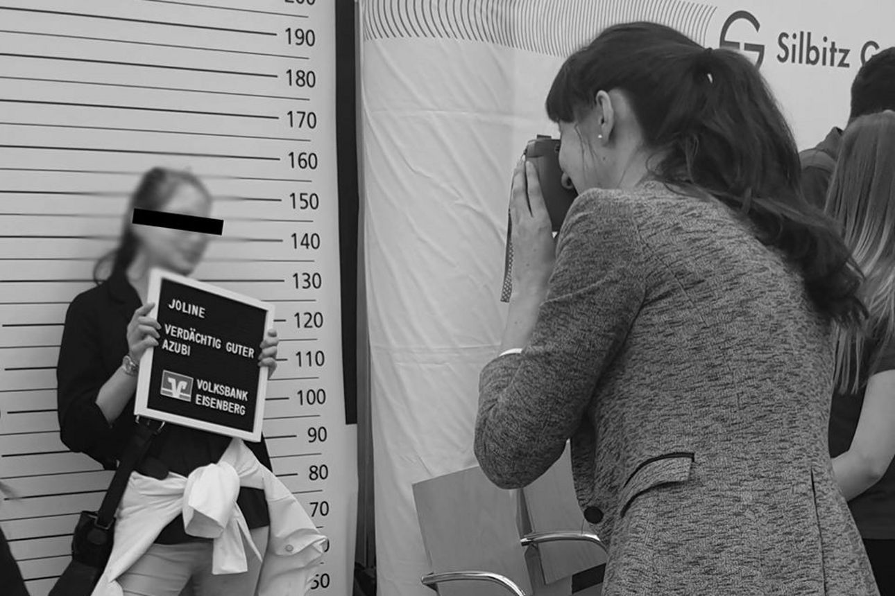 Fotosession der Volksbank auf der Jobmesse in Eisenberg