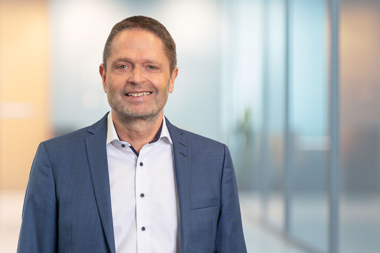 Helmut König, Direktor Firmenkunden