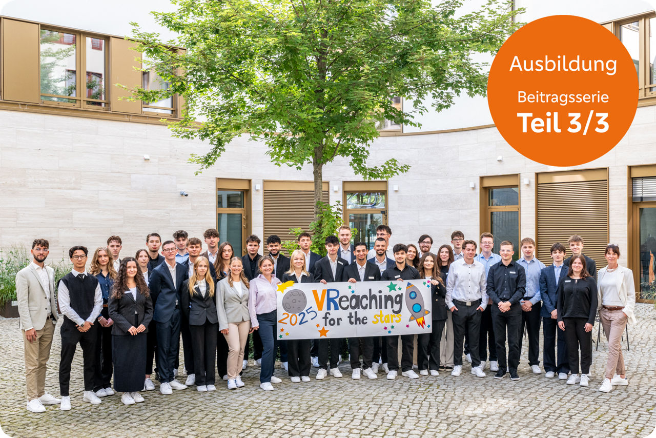 Gruppenbild der Auszubildenden der Berliner Volksbank