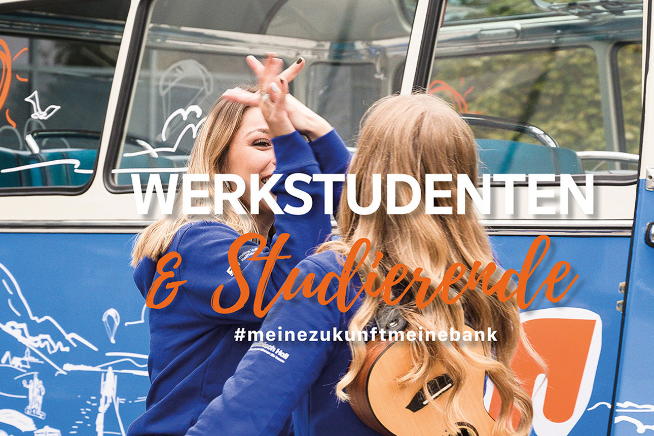 Bild: Zwei Frauen klatschen sich ab 