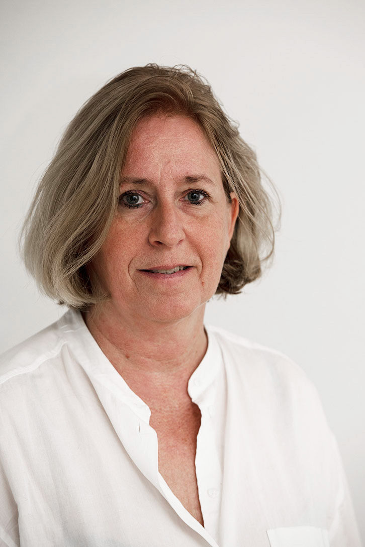 Porträt von Katja Bernhard
