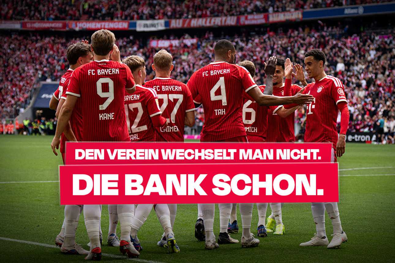 Jubelnde Spieler des FC Bayern München