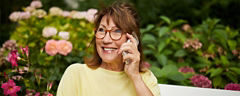 Frau mit Telefon