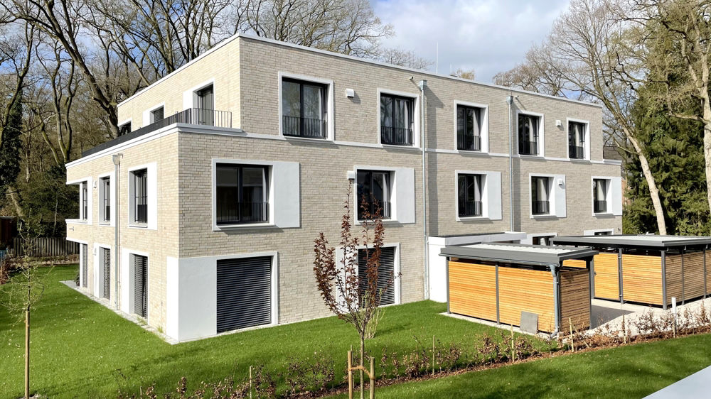 Exklusive, barrierefreie 2-Zimmer-Wohnung im Obergeschoss mit Loggia in zentraler Lage von Hude