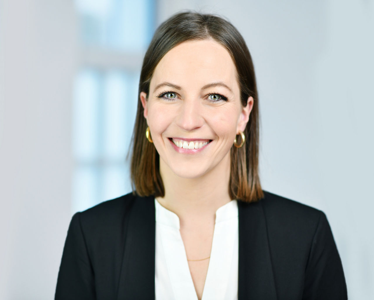 Lara Fiona König Vertriebsunterstützung Konsortial- und Syndizierungsgeschäft