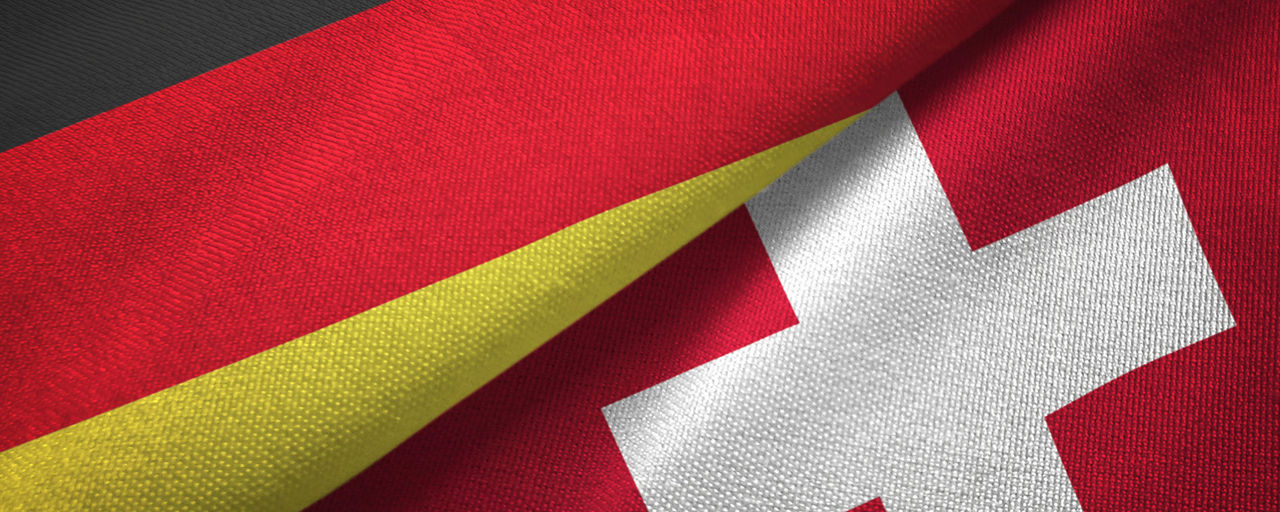 Schweizer und deutsche Flagge