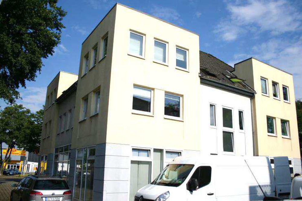 Außenansicht eines Mehrfamilienhauses in Berlin-Mahlsdorf