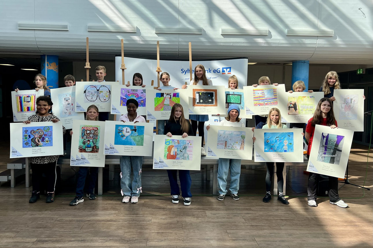 Die Sylter Gewinner bei der Preisverleihung zu dem 55. Internationalen Jugendwettbewerb"jugend creativ" der Sylter Bank eG