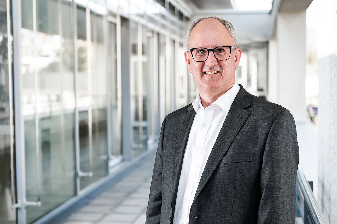 Manfred Hahn, Aufsichtsvorsitzender