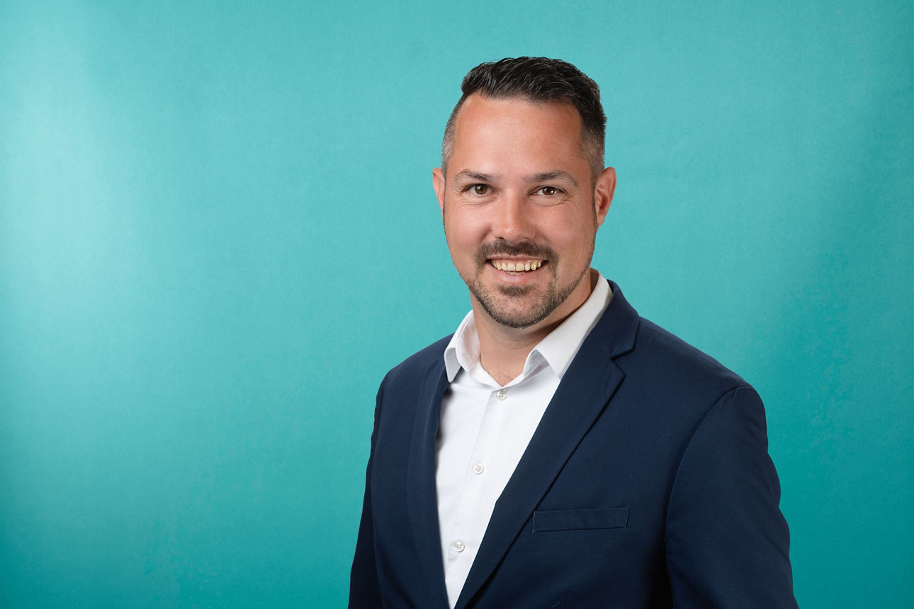 Porträt von Mark Langlitz, Mitarbeiter Internet & Neue Medien bei der VR RegionalBank