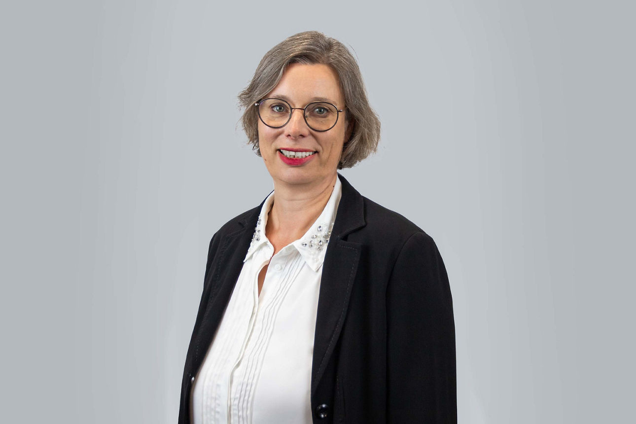 Miriam Stein, Personalabteilung