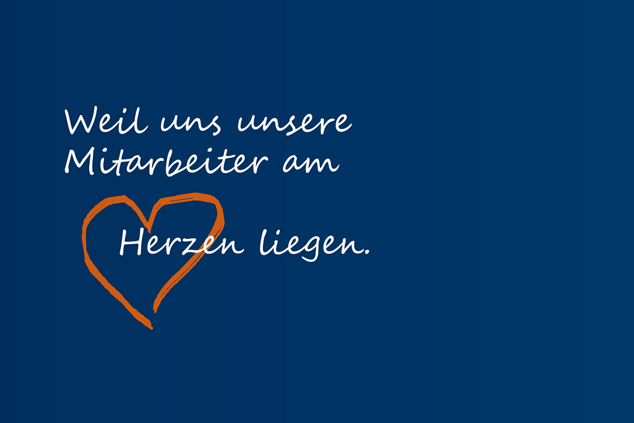 Drei Personen, zwei Frauen und ein Mann, in unterschiedlichen Situationen