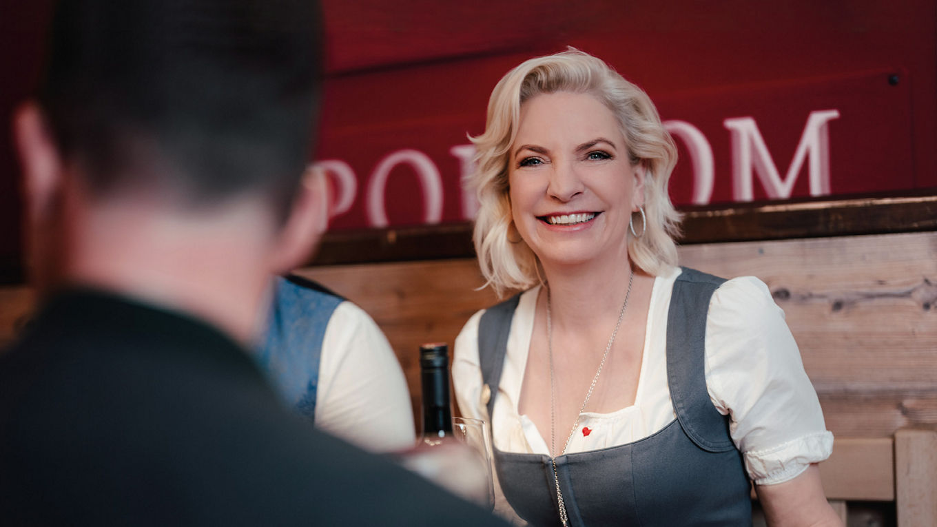Tina Krätz (Hippodrom Festzelt)