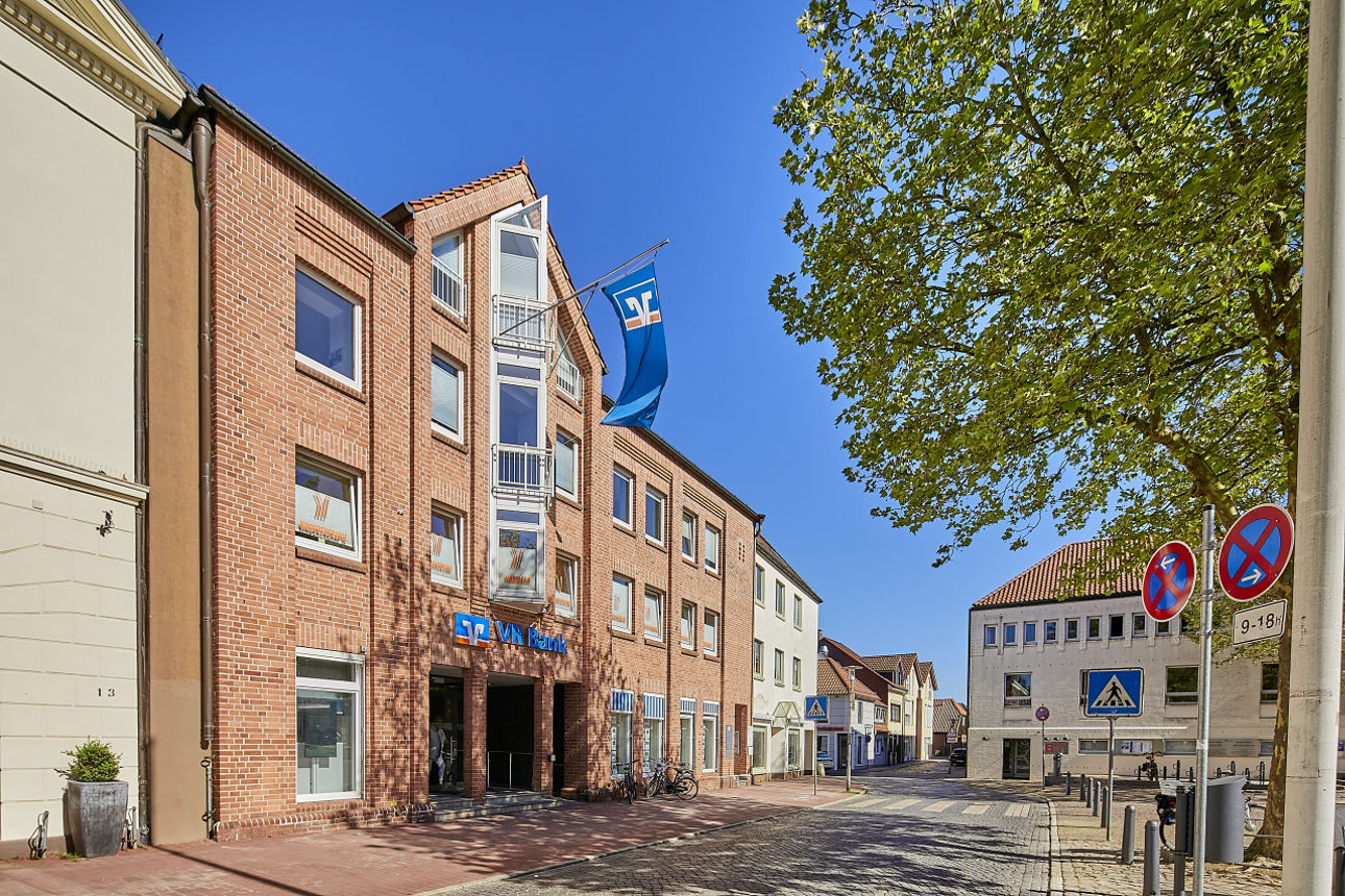 Filiale Neustadt der VR Bank zwischen den Meeren eG