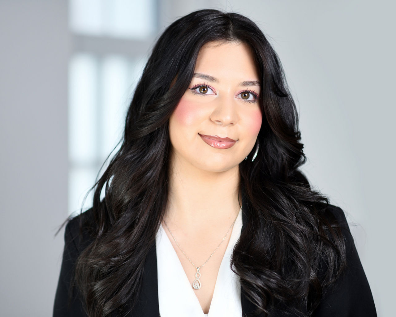 Nevra Ucar Assistentin Firmenkundenbetreuung