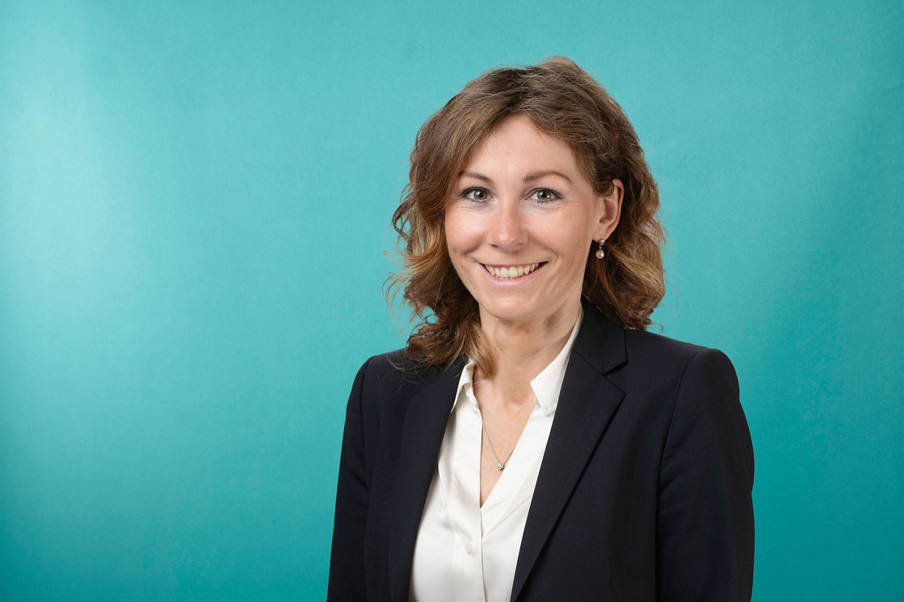Porträt von Nina Schnorpfeil - Kreditreferentin Immobilieninvestitionen bei der VR RegionalBank