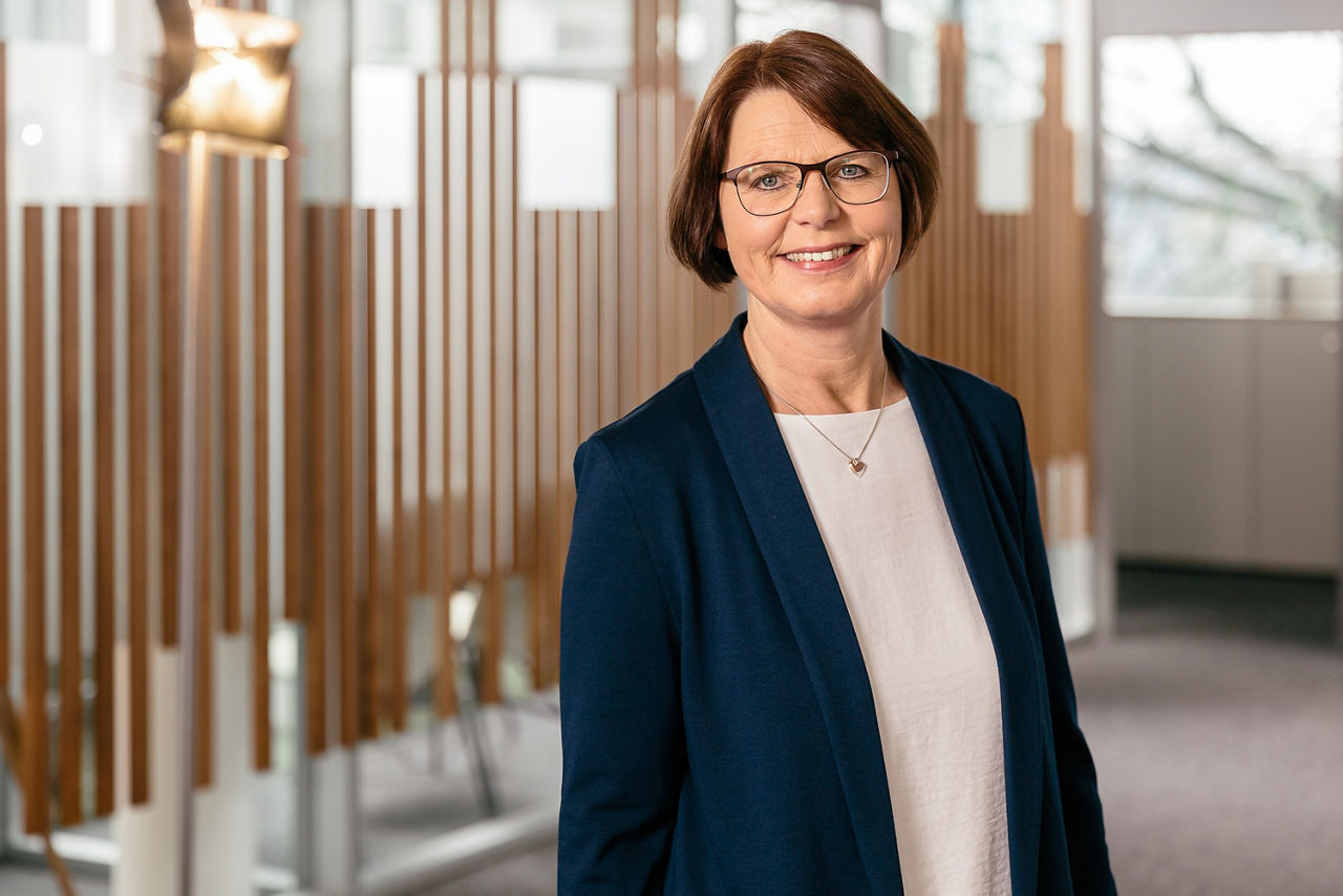 Ein Portrait von Monika Ossege