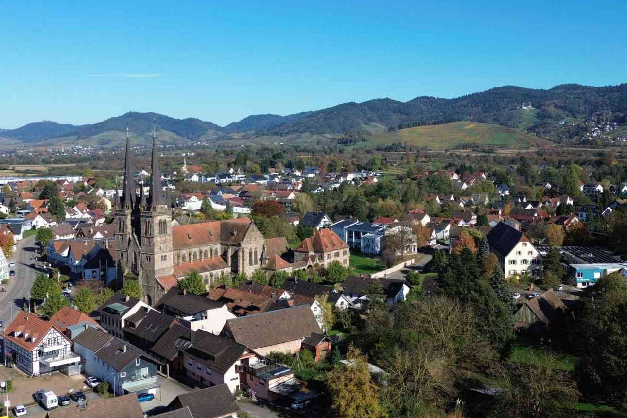 Blick auf die Kirche in Ottersweier