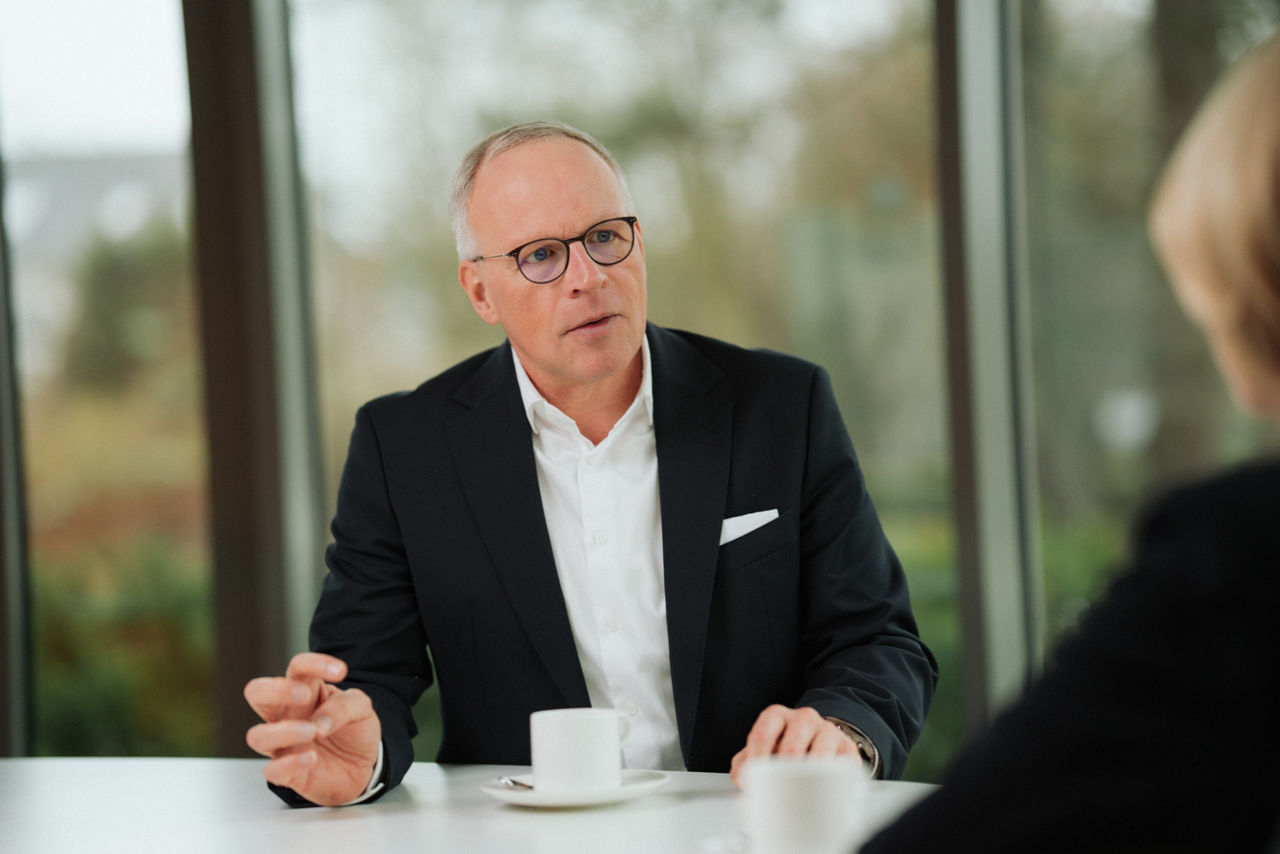 Personen im Gespräch