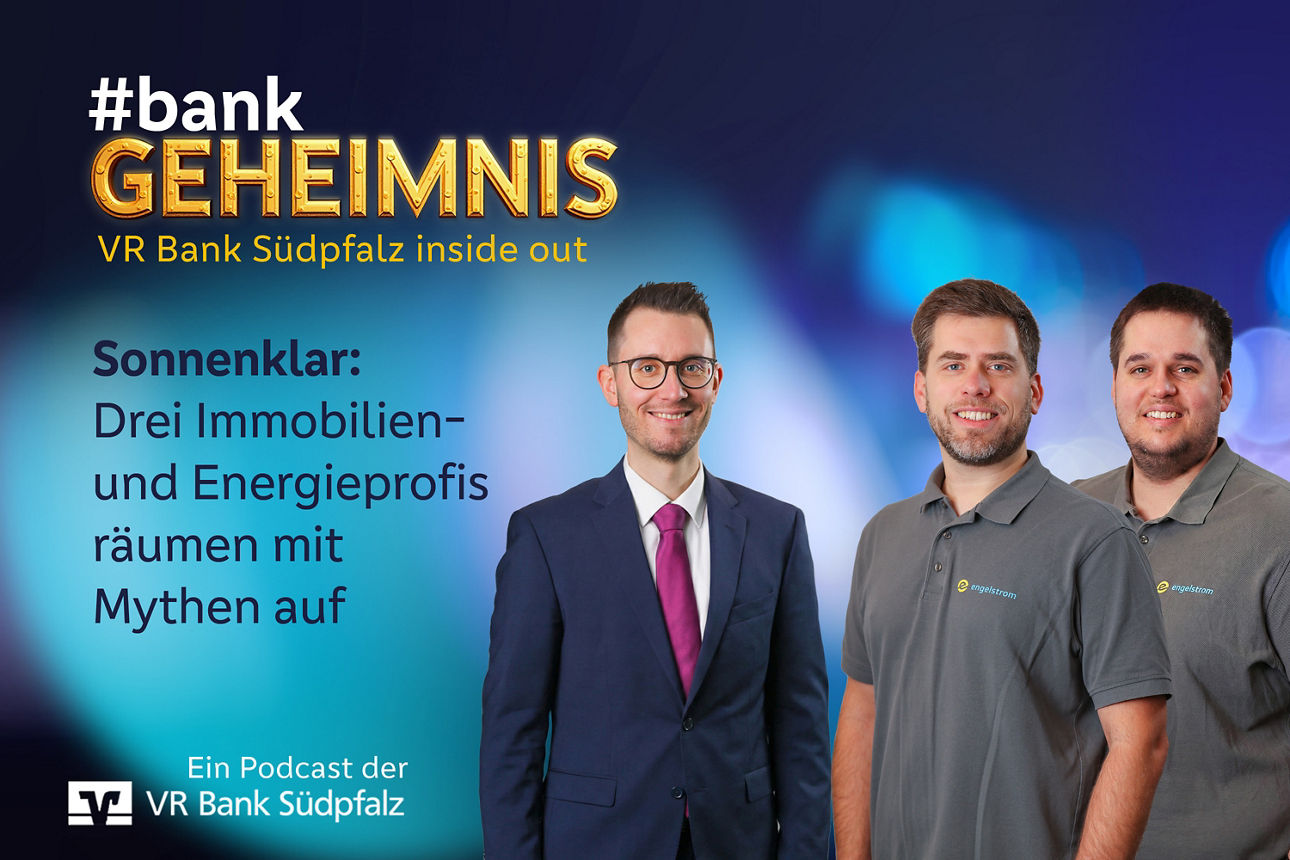 Das Motiv zu unserer Podcastfolge 16 zeigt Peter Ball und Stefen Engelhard und Julian Wegener zum Thema "Sonnenklar: Drei Immobilienprofis räumen mit Myten auf"