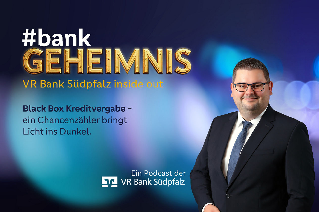 Das Motiv zu unserer Podcastfolge 12 zeigt Marco Eck zum Thema "Black Box Kreditvergabe – Ein Chancenzähler bringt Licht ins Dunkel"