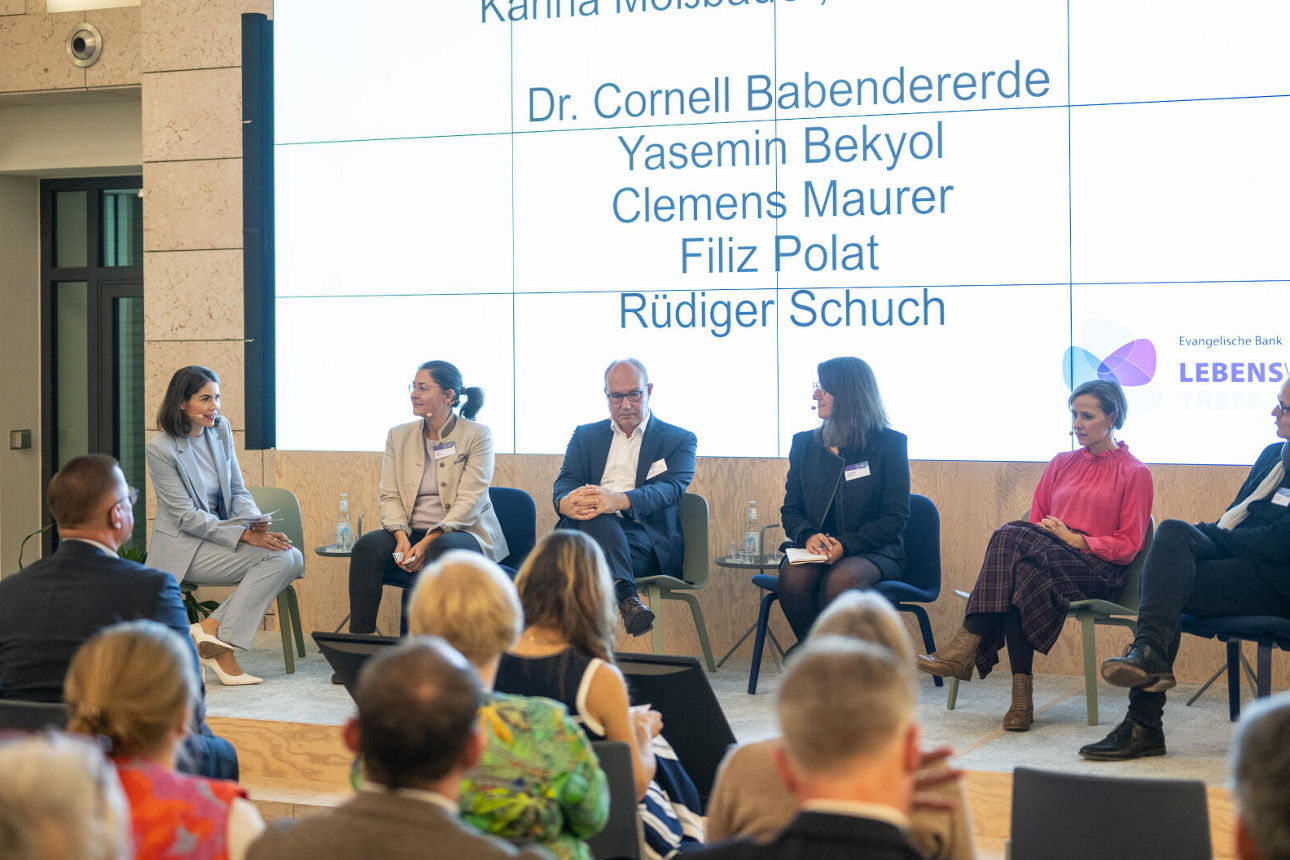 Podiumsdiskussion auf dem LebensWert-Treff 2025